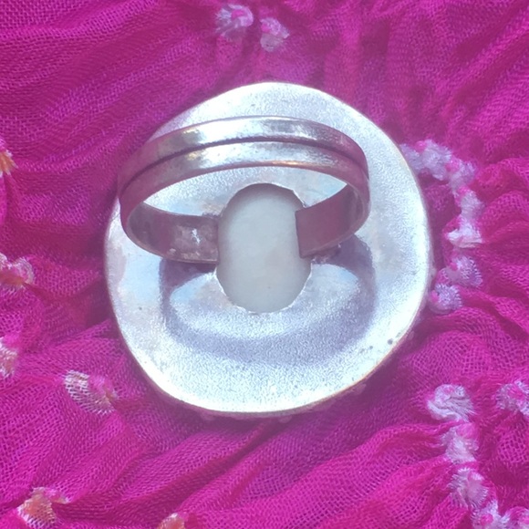 Stunning sterling/silver plate abalone ring - Picture 7 of 11